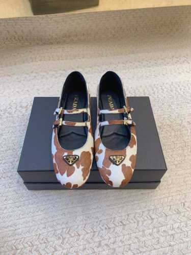 prad*Ss25经典款豹纹款芭蕾舞鞋 原版套楦 顶级品质 材质 鞋面 进口定制面料 垫脚 进口羊皮里 大底 原版开模定制大底 码数 35-39 34 40 4