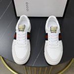 品牌 古奇Gucci 标准码 男码38 44 45可以定做 等级 官网同款 高品质男鞋 材料 原版皮料 搭配柔软透气羊皮内里 原版防滑耐磨橡胶轻便大底 款式类别