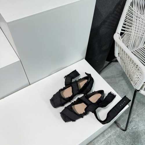 高品质出厂 ！顶级品质Dior 迪奥 25春夏新品 顶级版本舒适好穿的套包单鞋！ 新品绸缎布面绑带芭蕾鞋！经典优雅元素，高定绸缎！高级感十足！国内外博主刷爆的一
