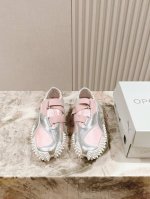 彪马 puma 的最新联名 25Vs春夏爆款系列 拼色休闲芭蕾舞鞋 这双puma Mostro power & Grace 简直是春日穿搭的 氛围感收割机 轻松