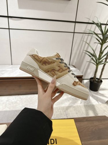 情侣款顶级版本 批 女款35-40 40定做 批 男款39-45 45定做 Fend*芬迪 新春爆款系列 情侣休闲运动鞋 Fd Match 原版Rmb9430购