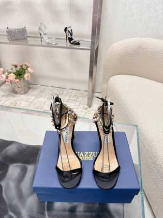 Aquazzur* 菠萝早春专柜新品仙女时装鞋系列，大量上新同步官网全系列均可定制龙年主打一个火爆，全网各大网红纷纷开秀，绝美的穿搭系列！ ★★★★★ 鞋面 真 - 点击图像关闭