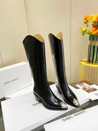 ISABEL MARANT 伊莎贝尔秋冬新款靴 INS网红博主热推！一双简单又不失高级的靴子... 原版1:1复刻隐线大底！脚感特别舒适 随意百搭！超级适合街拍