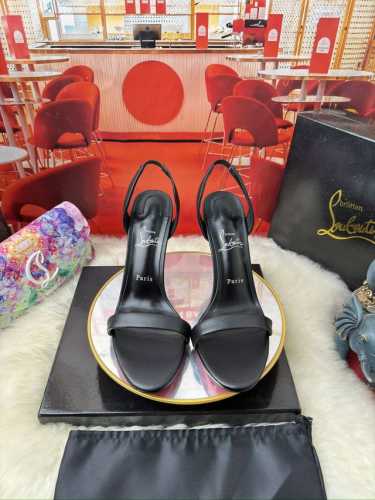 一字凉鞋w. Price ： RMB size：34码-43码 34.40.41.42.43.定做不退不换 Heel：10 cm Colour： many co
