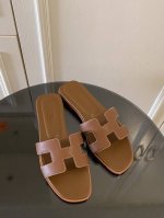 p直销 女鞋 女装 女鞋 女装 Hermes 爱马仕 早春新款 拼接工艺全新改版 HermèS 包装升级版型做工材料升级～Hermes市场最高版本纯手工拖鞋 早