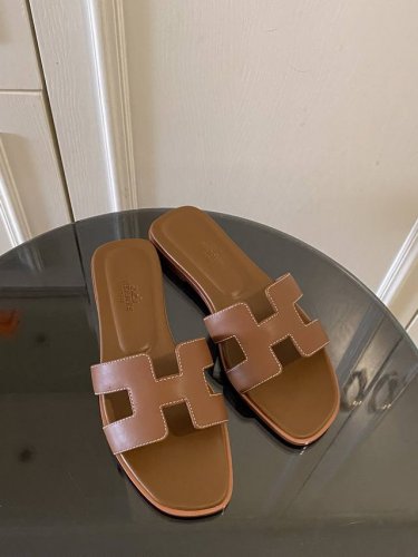 p直销 女鞋 女装 女鞋 女装 Hermes 爱马仕 早春新款 拼接工艺全新改版 HermèS 包装升级版型做工材料升级～Hermes市场最高版本纯手工拖鞋 早
