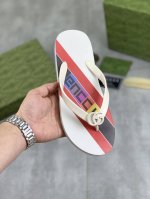 工厂p价p 实价 Gucci 官网爆款古驰成人情侣款，儿童款人字拖鞋 专柜同步发售 ！意大利进口原版面料 原厂特供原版底 码数：成人36-45 童码：30-37