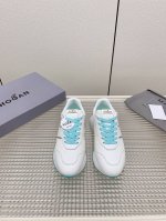 出厂 高版本 Hogan Vs春季最新休闲运动系列 流行 H拼色工艺~休闲运动鞋履精湛手工设计融入军装元素，兼职实用与个性造型感;多元材质融入缤纷创作灵感，调和