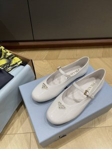 代购级版本 顶P家经典懒人鞋Size35 40