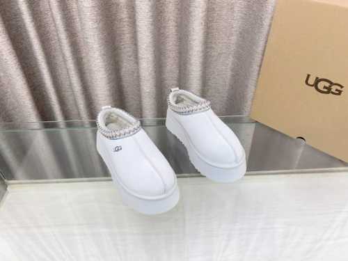 油叽叽#秋冬新品 塔茨TAzz厚底拖鞋 新款毛拖采用民族风编织刺绣复古又时髦，超舒适一脚蹬，超多明星在穿，ins小红书有多火不用我多说，一到季节就断货的节奏！
