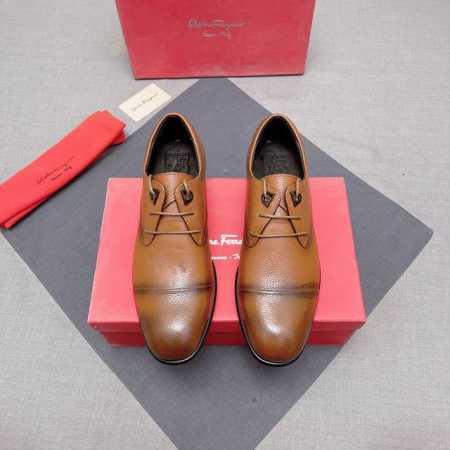 Ferragamo 菲拉格慕男士皮鞋顶级代购原单货、原版进口牛皮 进口羊皮内里羊皮垫脚、原版大底！Size：38-44 编号0117 - 点击图像关闭
