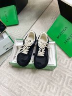 出厂价P 男10 Bv同款所见即所得刘雯同款Bottega Veneta新款运动鞋休闲鞋爱了Bottega Veneta Orbit运动鞋90年代复古风格为灵感