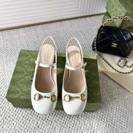 Gucci古奇GG马衔扣粗跟凉鞋 牛漆皮 真皮底 跟高:9.5cm 和5.5cm 正码:35-39订做34.40.41. - 点击图像关闭