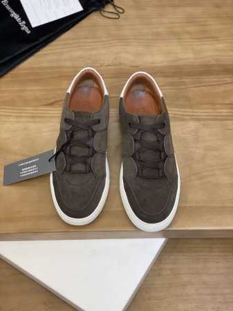 实价 商品商标：杰尼* 杰尼亚* 低帮休闲鞋 正码码数 38-44 可订做45 商品材料：鞋面进口磨砂皮，羊皮内里，原版大底。 编 号：846 - 点击图像关闭