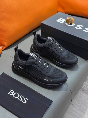 商品名称：Boss 波士 正规码数: 38-44 休闲鞋 商品材料：精选 透气网布鞋面，舒适羊皮内里 ；原厂大底。