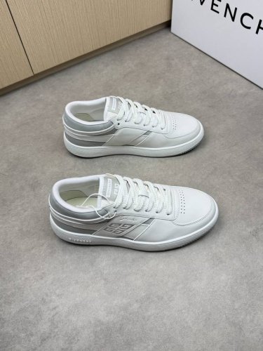 Givenchy 纪梵希 -高端品质 原单 -鞋面；纳帕小牛皮、鞋身.后跟；丝印高周波品牌Logo -内里：品牌网帆布，垫脚；水染牛皮 -大底：超轻Tpr 橡胶