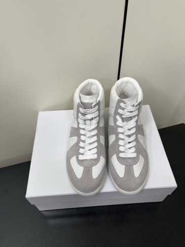 男款 Maison Margiela tibi mm6经典德训鞋高帮版无敌好看，唯一对版 细品多双正品代购回来1比1出模开发！鞋面:牛皮麂皮内里:进口小羊皮鞋底