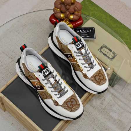 GUCCI 古奇官网男士休闲鞋同步款，鞋面选用牛皮配进口新品牌元素 古奇，彰显不俗的气息，设计简约套脚款型 超级百搭 内里头层皮。橡胶发泡大底 ，码数38-44 - 点击图像关闭
