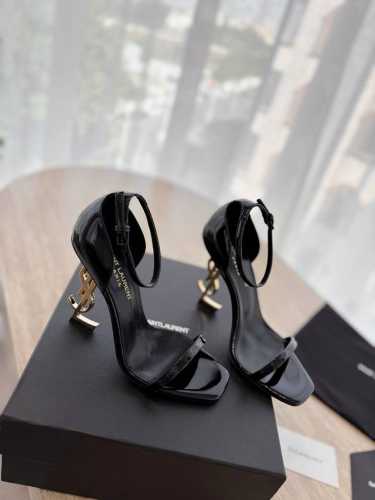 高版本出厂 SAINT LAUREN* 圣罗兰ysl 经典高跟鞋凉鞋唯有YSL最懂女人心，不接受反驳，超级无敌女人味神器，女人必备 z品全身定制、自家开模五金配