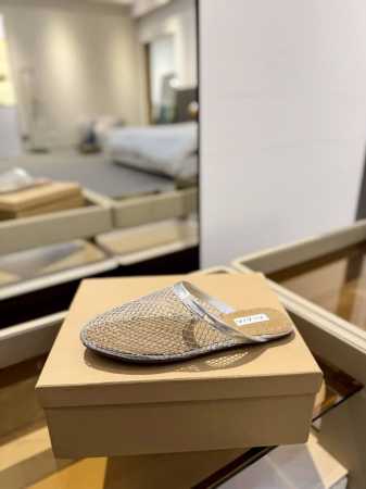 品 牌：Alaia 阿莱亚 24S 新品复古扣带玛丽珍鞋 走秀款平底芭蕾舞鞋章小蕙同款甜酷芭蕾风，人气超高的一款芭蕾舞鞋，浪漫又迷人舒适百搭满满的少女风 既摩登 - 点击图像关闭