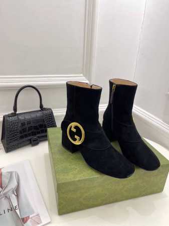 工厂价 GUCCI 古奇 时尚大爆款 巧妙运用方形鞋头GG扣等设计时尚风范 面料:磨砂羊京 内里：垫脚 进口羊皮 跟高：5.5cm 意大利真皮大底一比一生产 码 - 点击图像关闭