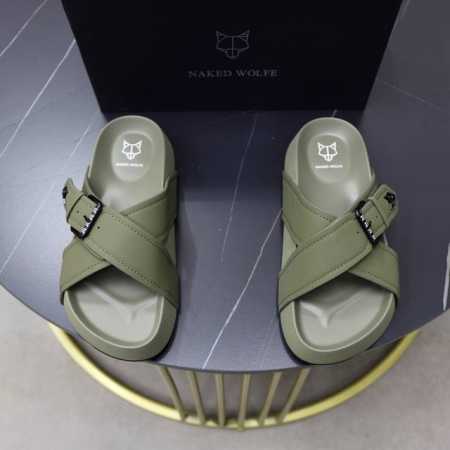 出厂价pp： 品牌：Naked Wolfe 狼头 标准码：38-44 45定制 等级：官网同款 材料：原版皮料设计 原版橡胶轻便耐磨柔软大底 款式类别：男士时尚 - 点击图像关闭