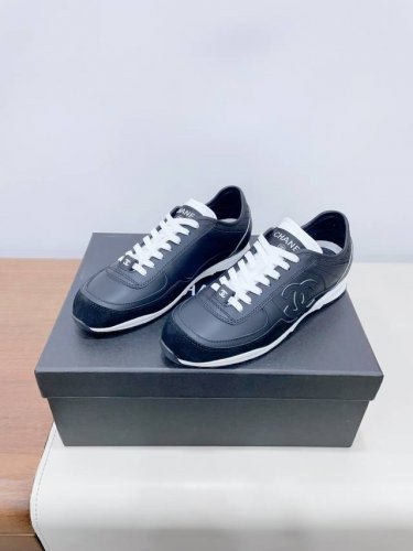 男码+10 Chanel 小香25ss最新款时尚休闲德训鞋！Chanel新品宝藏球鞋、颜值超高，让人难以释怀！超多网红推荐款！对版新色 小牛皮面料拼接荔枝纹磨砂