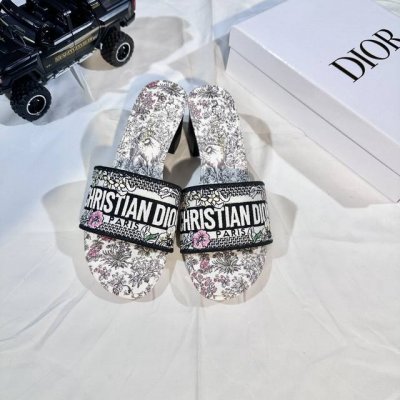橙子出厂价p dior 迪奥 2025新花色 字母刺绣拖 一字拖 粗跟拖鞋 码数 35-42
