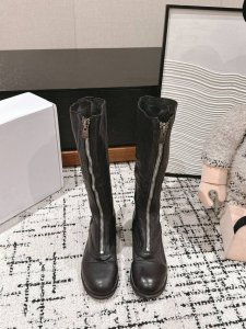 顶级品质 GUIDI 410系列 BACK ZIP LEATHER BOOTS 全手工工艺，水洗马皮 纯手工打造， 独特水染工艺，原版1:1复刻顶级版本！ 原版