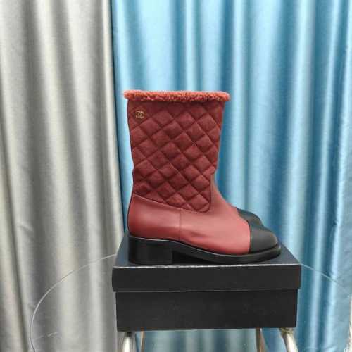 Chanel 雪地靴 秋冬暖心推荐 高品质认准我家实拍 穿腻了毫无特色的ugg 不妨来买这款，超级仙女的一款，内里隆丰羊皮毛一体，不计成本选用澳洲皮毛一体羔羊毛