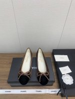 Chanel24p 芭蕾舞单鞋～ 顶级版本 原版1:1切割而成 Chanel香奈儿万年经典蝴蝶结 圆头芭蕾舞鞋 好品质不多 真正做到随便进出专柜无压力 无论楦型