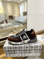 价格： 普瑞米亚达 Premiata Lander Trainers 兰诺系列米字低帮复古百搭 休闲训练运动鞋 premiata是意大利品牌。PREMIATA依