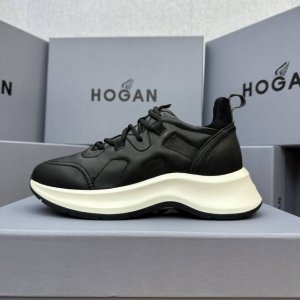 hogan 波波鞋 奢潮鞋履 动感来袭～ 赵露思代言同款哟.. 跟随清新成都姑娘的轻快步伐，寻觅精彩吧！ 简约率性、恬静美好.. 磨刀不误砍柴工、千呼万唤始出来