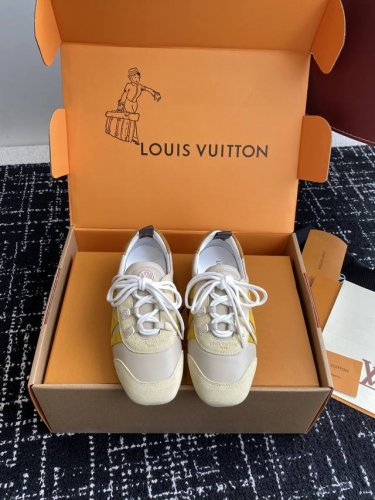 louis Vuitton路易威登驴牌春夏Sneakerina系列 芭蕾运动鞋 德训鞋 平底鞋 原版三对购入开发完美复刻Sneakerina 芭蕾风运动鞋以丝滑