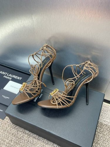 工厂p价p saint Laurent paris 圣罗兰2025春夏新款高跟女鞋 Ysl字母Logo五金扣明星同款圆头细跟罗马风露趾凉拖鞋 材质:鞋面进口混种