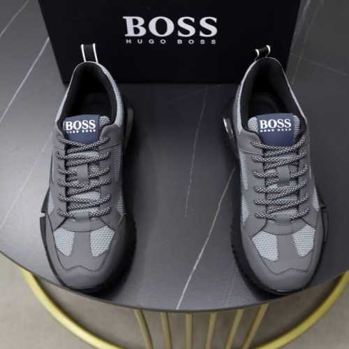 出厂价pp： 品牌：Bo Ss 标准码：38-44 45订做 等级：官网同款 材料：原版皮料拼接品牌布匹 舒适透气内里 轻便耐磨运动大底 款式类别：男士时尚休闲