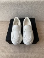 dymonlatry 小众潮牌 25Ss爆款推荐 复古 厚底 松糕鞋 时髦精每年必关注的鞋履品牌，它家设计总能让你勇于突破和创新 无论日常休闲还是机能感混搭，这