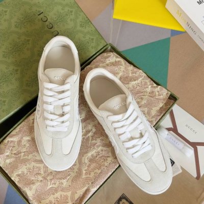 橙子出厂价p gucci 古驰 最新款双G 情侣款 休闲小白鞋 运动鞋 德训鞋 情侣款 原版购入开发 做货 采用创新缝线工艺制作 打造如水般的流动质感 皮革设计