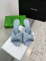 Bottega Venetabv Blink系列纽结编织饰带高跟凉拖鞋 Ins 小红书巨多网红明星上身 真的太美了高级穿着又仙女 简约时髦又有设计感而且非常非常