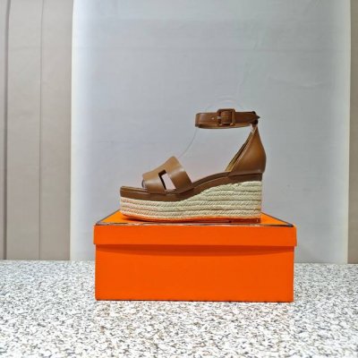 顶级Hermes 爱马仕麻绳底H凉鞋新款配色Oran凉鞋经典系列 独家原版开模，时尚又百搭 超级舒服 每个细节都做到极致 原版手掌纹 swift小牛皮 羊反绒，