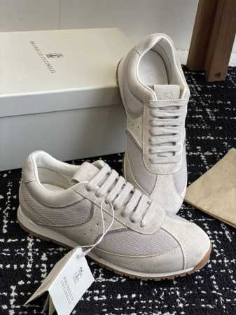 代购级 Brunello Cucinelli 25ss最新 Bc 系带 德训鞋 休闲鞋 阿甘鞋鞋面进口麂皮 进口牛皮 内里进口羊毛 羊皮里 0.5mm圆形冲孔设 - 点击图像关闭