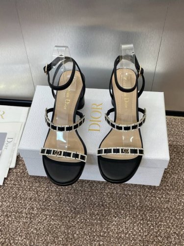 工厂p价p 迪奥 Dior 2025春夏最新款 D-Issime 高跟拼色水晶凉鞋 Cd字母Logo五金扣粗跟交叉带露趾女鞋 材质：原版定制进口小牛皮 羊猄皮+