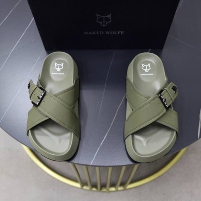 出厂价pp： 品牌：Naked Wolfe 狼头 标准码：38-44 45定制 等级：官网同款 材料：原版皮料设计 原版橡胶轻便耐磨柔软大底 款式类别：男士时尚