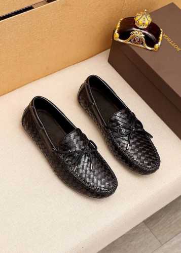 Bv男士套脚鞋 Bottega Veneta 官网专柜新款 一比一开模 意大利小牛皮纯手工编织牛皮内里。开车套脚便鞋 专柜同步 尺码 38～44 45订制