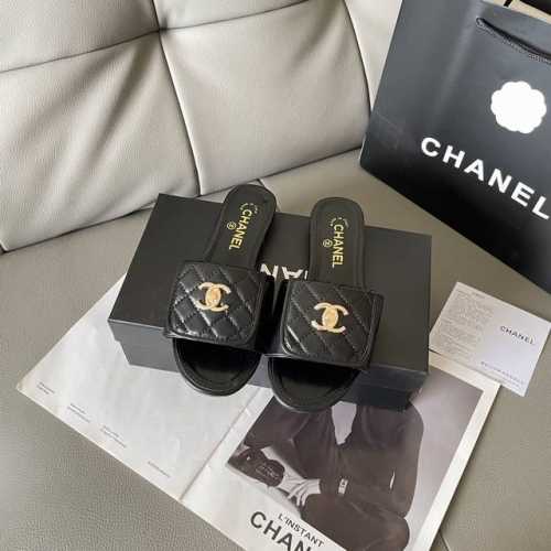 橙子出厂价P P110 Chanel 香奈儿春夏新款 经典书包扣翻盖平底拖鞋 金属扣菱格凉拖 款式：光板大书包扣 码数：35-42