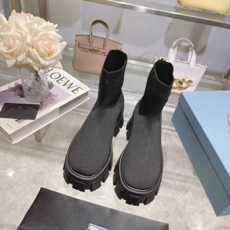 冲量价: ，Prada 普拉达 春夏新品 百搭鞋款 锯齿厚底袜子靴 颜值舒适度 增高显腿细 你们要的都有 Size：35-40M - 点击图像关闭