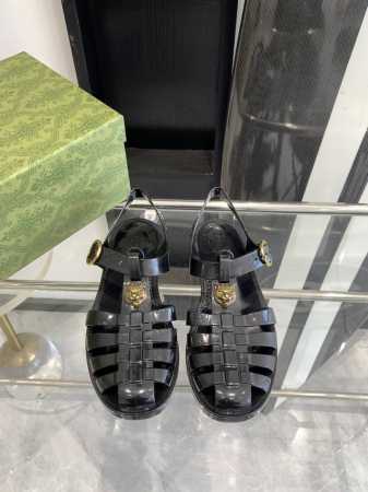 情侣款Gucci 25ss 春夏最新款 双G果冻凉鞋 专柜购买原版 正品一比一开发 所有细节 材料 全部跟你在专柜买到的都一样 欢迎细节对比 码数:36 44 - 点击图像关闭