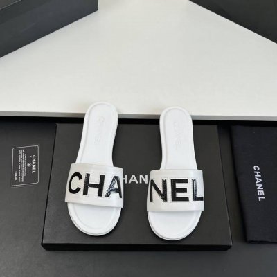 顶级代购版本 跑量款不议价 Chanel香奈儿糖果拼色真皮电绣字母皮扣拖鞋！小香的鞋子从来不会让你失望，最懂女人心，这双拖着实有点惊艳’‘上脚好看时髦又好穿#脚