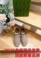 P290 品牌:Gucci 品名:Gucci 渔夫鞋 颜色:花色 产地:It 适用人群:Men 鞋面：提花面料 码数：36-41