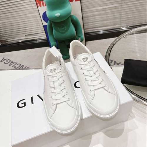 冲量价: 男+20原版开发长期出货。GIVENCHYCitySport运动鞋 p5190产品详情 Citysport光滑牛皮革运动鞋 侧面饰以标签效果黑色4GL
